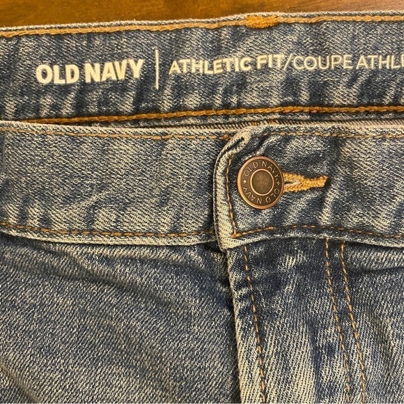 Old Navy 40x30 Tag Size Athletic Fit Jeans Mens Stretch Tapered Leg 28” Inseam - Picture 8 of 11
